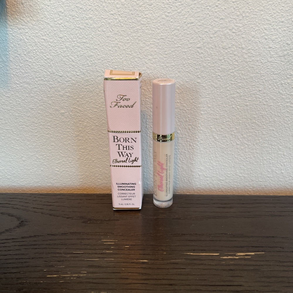 Too Faced Born This Way Ethereal Light Smoothing Concealer Milkshake Full Size